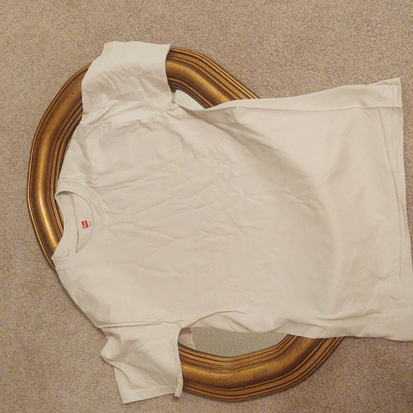 (2 for $4) NWOT Tees Size S - Picture 3 of 3